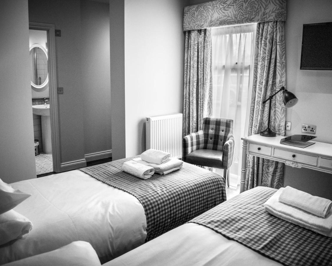 Bed and Breakfast The Walhampton Arms Lymington Exteriér fotografie