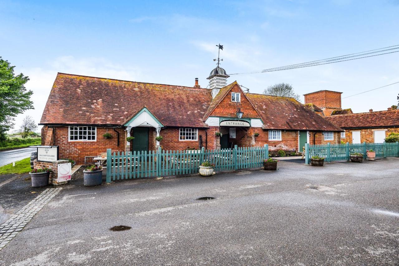 Bed and Breakfast The Walhampton Arms Lymington Exteriér fotografie