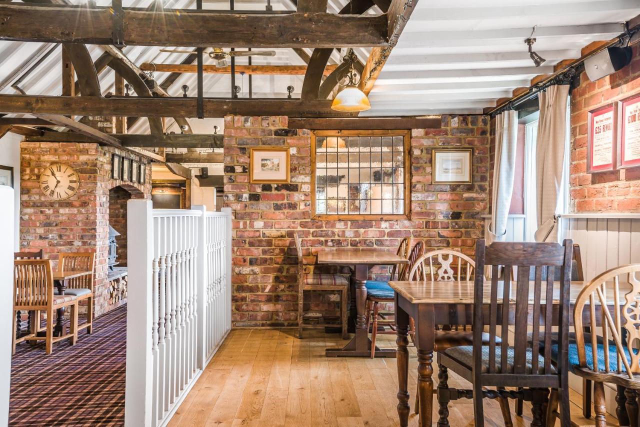 Bed and Breakfast The Walhampton Arms Lymington Exteriér fotografie